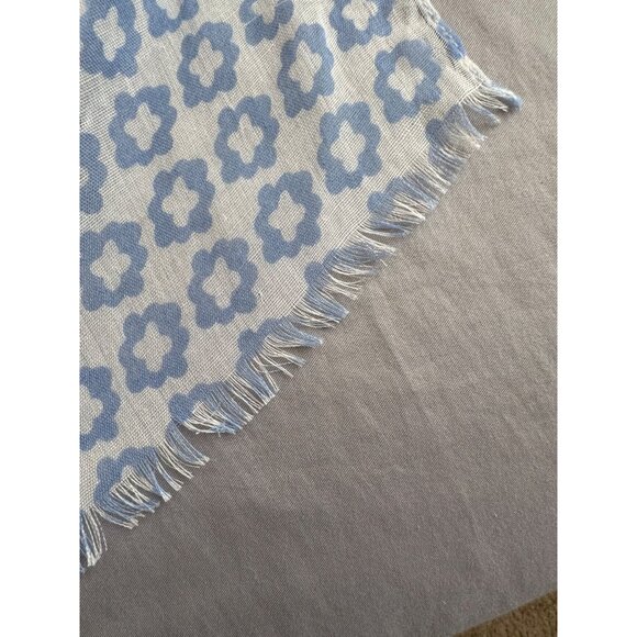 Colorful Paisley & Floral Lightweight Scarf/Shawl With Fringe Edges - Picture 5 of 9